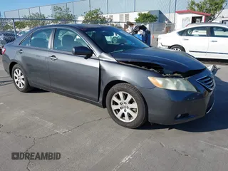 2009 Toyota Camry LE z VIN 4T1BK46K49U081217, wystawiony jako IAAI lot #42293957 z przebiegiem 85 444 mil mil oraz . Historia ofert i sprzedaży dostępna na DreamBid. Obrazek 1.