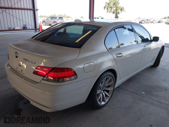 2007 BMW 7 Series 750Li z VIN WBAHN835X7DT74304, wystawiony jako IAAI lot #42594751 z przebiegiem 139 021 mil mil oraz . Historia ofert i sprzedaży dostępna na DreamBid. Obrazek 4.