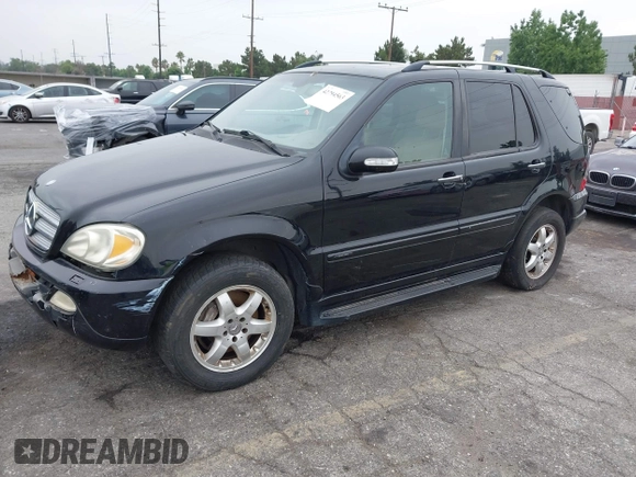 2005 Mercedes-Benz M 500 with VIN 4JGAB75EX5A532297, listed as a IAAI auction lot 42794563 with 200,481 mi miles and . Bid and sale history available at DreamBid. Image 2.