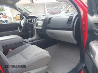 2010 Toyota Tundra 4WD Truck with VIN 5TFUY5F19AX138345, listed as a IAAI auction lot 41929871 with 156,230 mi miles. Bid and sale history available at carsss.com. Image 5.
