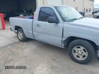 2004 Chevrolet Silverado 1500 LS with VIN 1GCEC14V54Z144251, listed as a IAAI auction lot 41850249 with 330,228 mi miles. Bid and sale history available at carsss.com. Image 6.