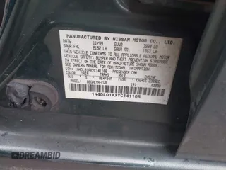 2000 Nissan Altima GXE with VIN 1N4DL01AXYC141108, listed as a IAAI auction lot 41400327 with 194,843 mi miles. Bid and sale history available at carsss.com. Image 9.