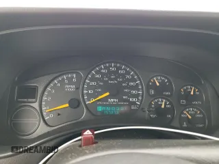 2001 Chevrolet Silverado 1500 LS with VIN 2GCEC19V311333526, listed as a Copart auction lot 46713445 with 157,873 mi miles and Clean Title. Bid and sale history available at carsss.com. Image 9.