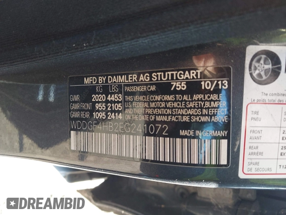 2014 Mercedes-Benz C 250 Sport z VIN WDDGF4HB2EG241072, wystawiony jako IAAI lot #42553128 z przebiegiem 106 726 mil mil oraz . Historia ofert i sprzedaży dostępna na DreamBid. Obrazek 9.