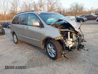2004 Toyota Sienna XLE with VIN 5TDZA22CX4S192411, listed as a IAAI auction lot 41786871 with 245,165 mi miles. Bid and sale history available at carsss.com. Image 1.