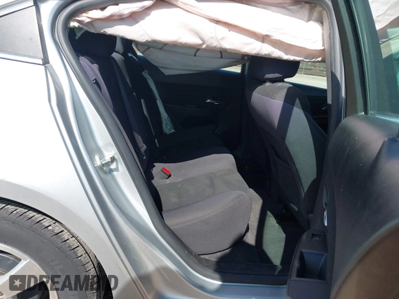 2014 Chevrolet Cruze 1LT with VIN 1G1PC5SBXE7320337, listed as a IAAI auction lot 42010404 with 69,270 mi miles and . Bid and sale history available at DreamBid. Image 8.