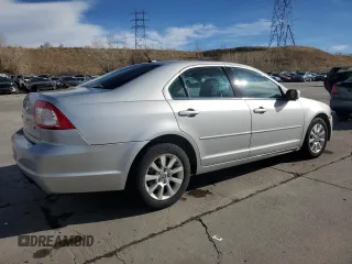 2009 Mercury Milan with VIN 3MEHM07Z29R634238, listed as a Copart auction lot 49627485 with 102,404 mi miles and Salvage title. Bid and sale history available at DreamBid. Image 3.