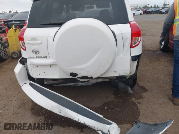 2006 Toyota RAV4 Sport with VIN JTMZK32VX65005262, listed as a IAAI auction lot 42185327 with 224,198 mi miles. Bid and sale history available at carsss.com. Image 6.