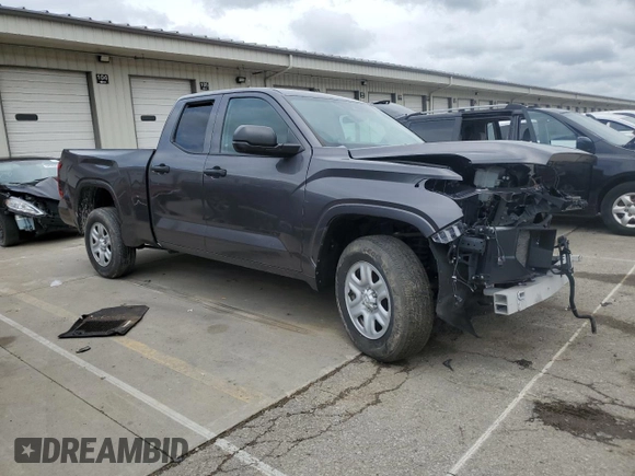 2022 Toyota Tundra SR with VIN 5TFKB5AA3NX016733, listed as a Copart auction lot 56575425 with 27,915 mi miles and Clean title. Bid and sale history available at DreamBid. Image 4.