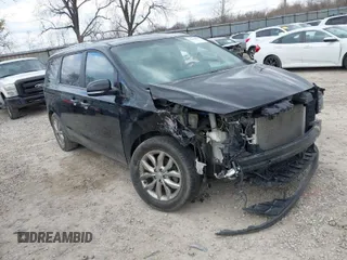 2019 Kia Sedona EX with VIN KNDMB5C13K6534221, listed as a IAAI auction lot 41880056 with 140,726 mi miles. Bid and sale history available at carsss.com. Image 1.