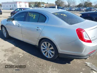 2013 Lincoln MKS EcoBoost with VIN 1LNHL9FT9DG613100, listed as a IAAI auction lot 41614096 with 207,789 mi miles. Bid and sale history available at carsss.com. Image 3.
