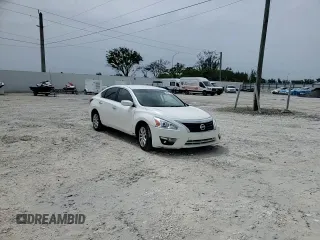 2015 Nissan Altima SL with VIN 1N4AL3AP2FN864087, listed as a Copart auction lot 59561135 with 114,997 mi miles and Salvage title. Bid and sale history available at DreamBid. Image 14.