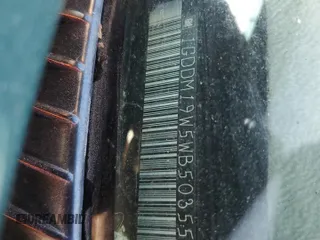 1998 GMC Safari z VIN 1GDDM19W5WB503552, wystawiony jako Copart lot #88247495 z przebiegiem 267 494 mil mil oraz Szkoda całkowita • Salvage title. Historia ofert i sprzedaży dostępna na DreamBid. Obrazek 13.