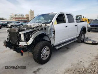 2016 Ram 2500 Tradesman z VIN 3C6UR5CJ8GG323556, wystawiony jako Copart lot #41574585 z przebiegiem Nie podano mil oraz Szkoda całkowita • Salvage title. Historia ofert i sprzedaży dostępna na DreamBid. Obrazek 1.