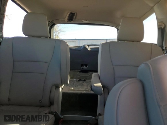 2019 Honda Pilot Touring 7-Passenger with VIN 5FNYF6H61KB060421, listed as a Copart auction lot 49460295 with 41,362 mi miles and Salvage Title. Bid and sale history available at DreamBid. Image 10.