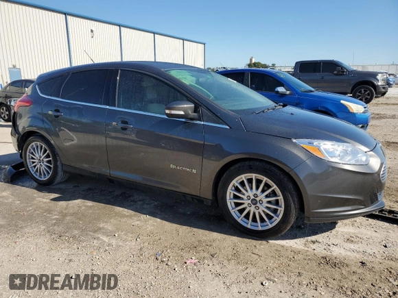 2016 Ford Focus Electric z VIN 1FADP3R48GL407096, wystawiony jako Copart lot #80754803 z przebiegiem 48 663 mil mil oraz . Historia ofert i sprzedaży dostępna na DreamBid. Obrazek 4.