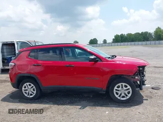 2018 Jeep Compass Sport z VIN 3C4NJCAB6JT487634, wystawiony jako IAAI lot #42405806 z przebiegiem 145 148 mil mil oraz . Historia ofert i sprzedaży dostępna na DreamBid. Obrazek 14.