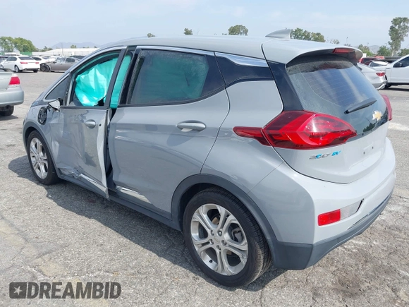 2019 Chevrolet Bolt EV LT z VIN 1G1FW6S06K4102223, wystawiony jako IAAI lot #42305594 z przebiegiem 136 966 mil mil oraz . Historia ofert i sprzedaży dostępna na DreamBid. Obrazek 3.