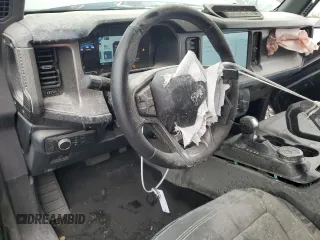 2021 Ford Bronco с VIN 1FMEE5DP7MLB03461, выставлен на аукционе Copart как лот 38855184 с пробегом 6 684 миль миль и Списание • Salvage title. История ставок и продаж доступна на DreamBid. Изображение 8.