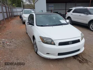 2009 Scion tC z VIN JTKDE167090281199, wystawiony jako IAAI lot #41908097 z przebiegiem 183 098 mil mil oraz . Historia ofert i sprzedaży dostępna na DreamBid. Obrazek 1.