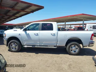 2022 Ram 2500 Big Horn with VIN 3C6UR5DL3NG344991, listed as a IAAI auction lot 42054720 with 47,125 mi miles. Bid and sale history available at carsss.com. Image 13.