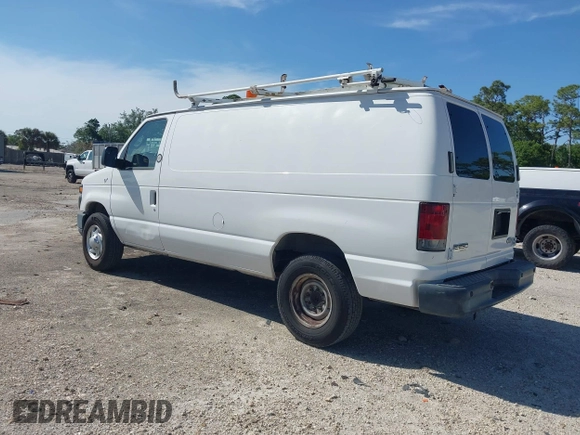 2012 Ford Econoline Cargo Commercial z VIN 1FTNE2EL4CDB10469, wystawiony jako IAAI lot #41861427 z przebiegiem 185 634 mil mil oraz . Historia ofert i sprzedaży dostępna na DreamBid. Obrazek 3.