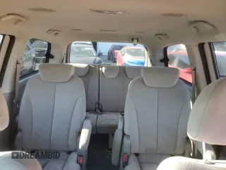 2008 Hyundai Entourage GLS z VIN KNDMC233486049592, wystawiony jako Copart lot #47755765 z przebiegiem 201 802 mil mil oraz Szkoda całkowita • Salvage title. Historia ofert i sprzedaży dostępna na DreamBid. Obrazek 10.
