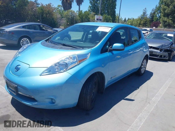 2015 Nissan LEAF S z VIN 1N4AZ0CP1FC333386, wystawiony jako IAAI lot #42344111 z przebiegiem 106 382 mil mil oraz . Historia ofert i sprzedaży dostępna na DreamBid. Obrazek 2.