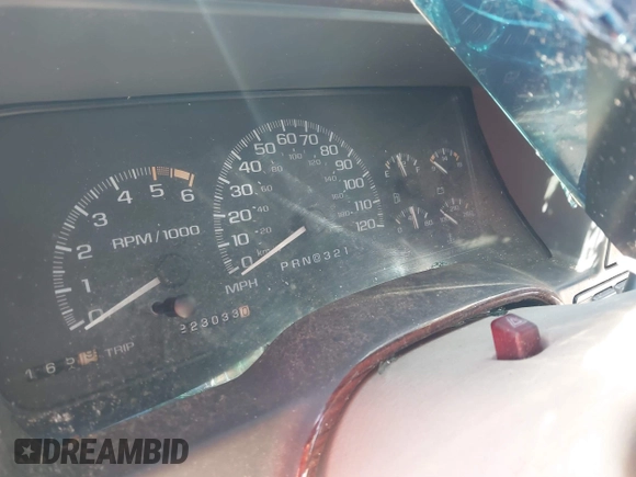 2000 Cadillac Escalade with VIN 1GYEK63R7YR216717, listed as a IAAI auction lot 40438885 with 223,033 mi miles and . Bid and sale history available at DreamBid. Image 7.