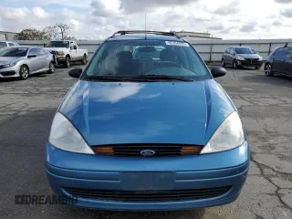 2001 Ford Focus SE with VIN 1FAFP36391W125656, listed as a Copart auction lot 42354995 with 84,482 mi miles and Salvage Title. Bid and sale history available at carsss.com. Image 5.