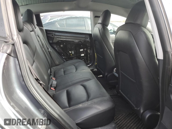 2021 Tesla Model 3 Standard Range Plus z VIN 5YJ3E1EA6MF838465, wystawiony jako Copart lot #55296995 z przebiegiem 81 661 mil mil oraz Czysty tytuł • Clean title. Historia ofert i sprzedaży dostępna na DreamBid. Obrazek 10.