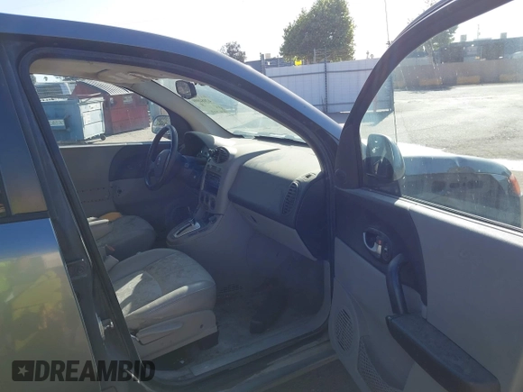 2005 Saturn VUE with VIN 5GZCZ534X5S857015, listed as a IAAI auction lot 42084899 with 196,732 mi miles. Bid and sale history available at carsss.com. Image 5.