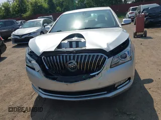 2016 Buick LaCrosse with VIN 1G4GA5G39GF150040, listed as a IAAI auction lot 42492197 with 71,743 mi miles and . Bid and sale history available at DreamBid. Image 12.