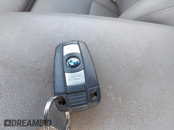 2007 BMW 3 Series 335i with VIN WBAWL73587PX47653, listed as a IAAI auction lot 41428352 with 225,457 mi miles. Bid and sale history available at carsss.com. Image 11.