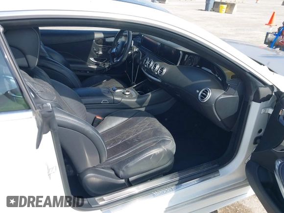 2016 Mercedes-Benz S-Class S 550 with VIN WDDXJ8FB9GA013486, listed as a IAAI auction lot 41860371 with 70,307 mi miles. Bid and sale history available at carsss.com. Image 5.