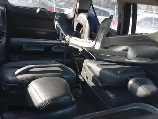 2006 Honda Odyssey TOURING with VIN 5FNRL38846B059685, listed as a IAAI auction lot 41831849 with 999,999 mi miles. Bid and sale history available at carsss.com. Image 8.