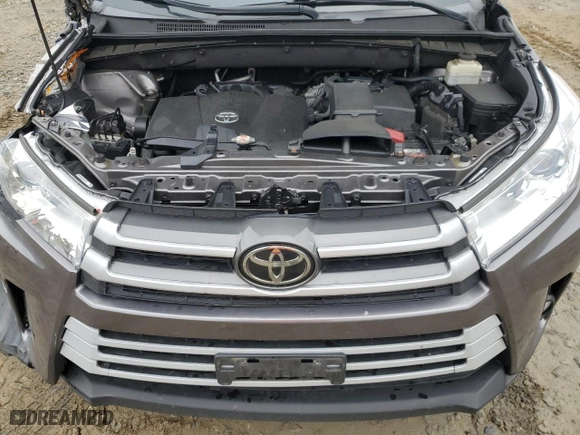 2018 Toyota Highlander SE with VIN 5TDJZRFH8JS887065, listed as a Copart auction lot 51237145 with 71,396 mi miles and Salvage Title. Bid and sale history available at carsss.com. Image 12.