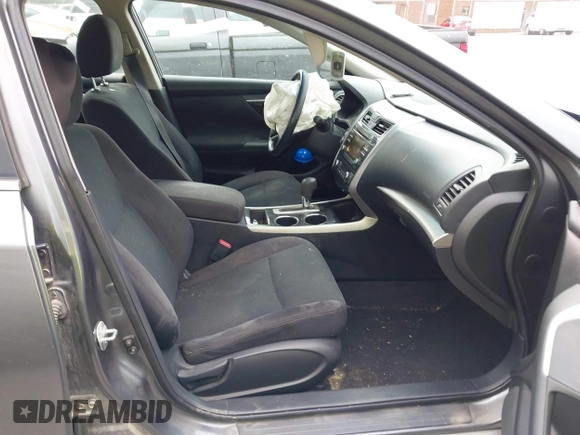 2014 Nissan Altima SV with VIN 1N4AL3AP3EN247800, listed as a IAAI auction lot 42040413 with 179,781 mi miles and . Bid and sale history available at DreamBid. Image 5.