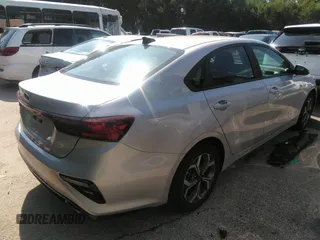 2021 Kia Forte LXS with VIN 3KPF24AD0ME318341, listed as a IAAI auction lot 37289270 with 73,560 mi miles. Bid and sale history available at carsss.com. Image 4.
