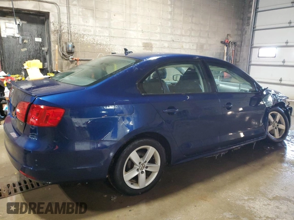 2011 Volkswagen Jetta TDI с VIN 3VWLL7AJ6BM110522, выставлен на аукционе Copart как лот 45751225 с пробегом 180 310 миль миль и Списание • Salvage title. История ставок и продаж доступна на DreamBid. Изображение 3.