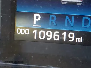 2016 Toyota Tundra SR z VIN 5TFRM5F19GX102715, wystawiony jako IAAI lot #41265300 z przebiegiem 109 619 mil mil oraz . Historia ofert i sprzedaży dostępna na DreamBid. Obrazek 16.