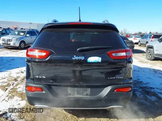 2017 Jeep Cherokee Limited with VIN 1C4PJMDS2HW636670, listed as a IAAI auction lot 41334870 with 122,973 mi miles. Bid and sale history available at carsss.com. Image 16.