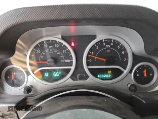 2008 Jeep Wrangler Unlimited Rubicon with VIN 1J8GA69138L590059, listed as a Copart auction lot 46785355 with 120,282 mi miles and Clean Title. Bid and sale history available at carsss.com. Image 9.