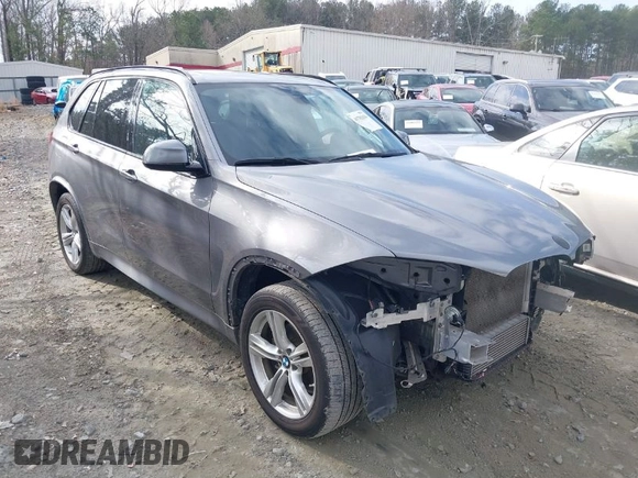 2016 BMW X5 sDrive35i with VIN 5UXKR2C51G0U17086, listed as a IAAI auction lot 41782636 with 100,791 mi miles. Bid and sale history available at carsss.com. Image 1.