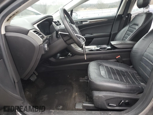 2013 Ford Fusion SE with VIN 3FA6P0HR5DR205592, listed as a Copart auction lot 87661635 with 186,606 mi miles and Clean Title. Bid and sale history available at carsss.com. Image 7.