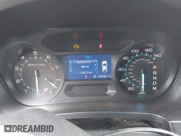 2013 Ford Explorer z VIN 1FM5K8B85DGC16338, wystawiony jako IAAI lot #42193303 z przebiegiem 236 088 mil mil oraz . Historia ofert i sprzedaży dostępna na DreamBid. Obrazek 7.
