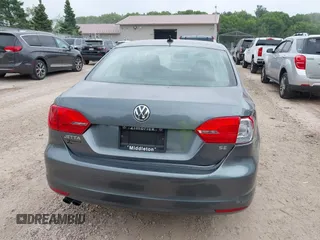 2014 Volkswagen Jetta SE with VIN 3VWD07AJ2EM209176, listed as a IAAI auction lot 42460383 with 172,550 mi miles and . Bid and sale history available at DreamBid. Image 16.