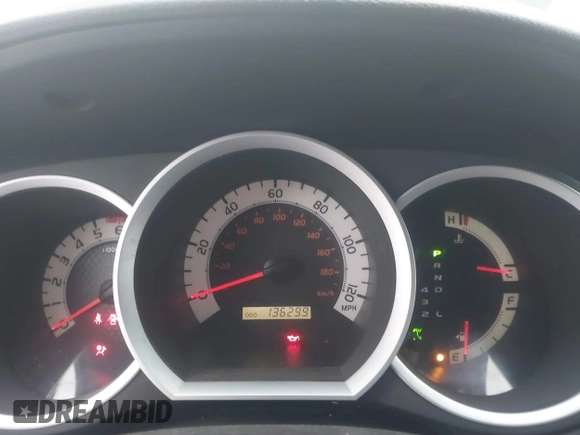 2014 Toyota Tacoma with VIN 3TMLU4EN2EM161239, listed as a IAAI auction lot 41536944 with 136,299 mi miles. Bid and sale history available at carsss.com. Image 7.