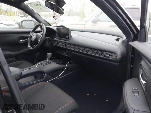 2024 Honda HR-V Sport with VIN 3CZRZ2H55RM742570, listed as a IAAI auction lot 41984710 with 25,515 mi miles and . Bid and sale history available at DreamBid. Image 5.