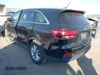 2020 Kia Sorento LX V6 with VIN 5XYPGDA56LG615176, listed as a IAAI auction lot 40988241 with 103,338 mi miles. Bid and sale history available at carsss.com. Image 3.
